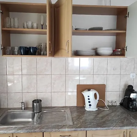 Kamilla Vendeghaz Тисафюред