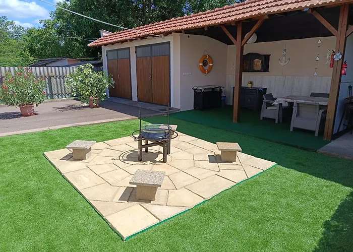 Kamilla Vendeghaz Apartament